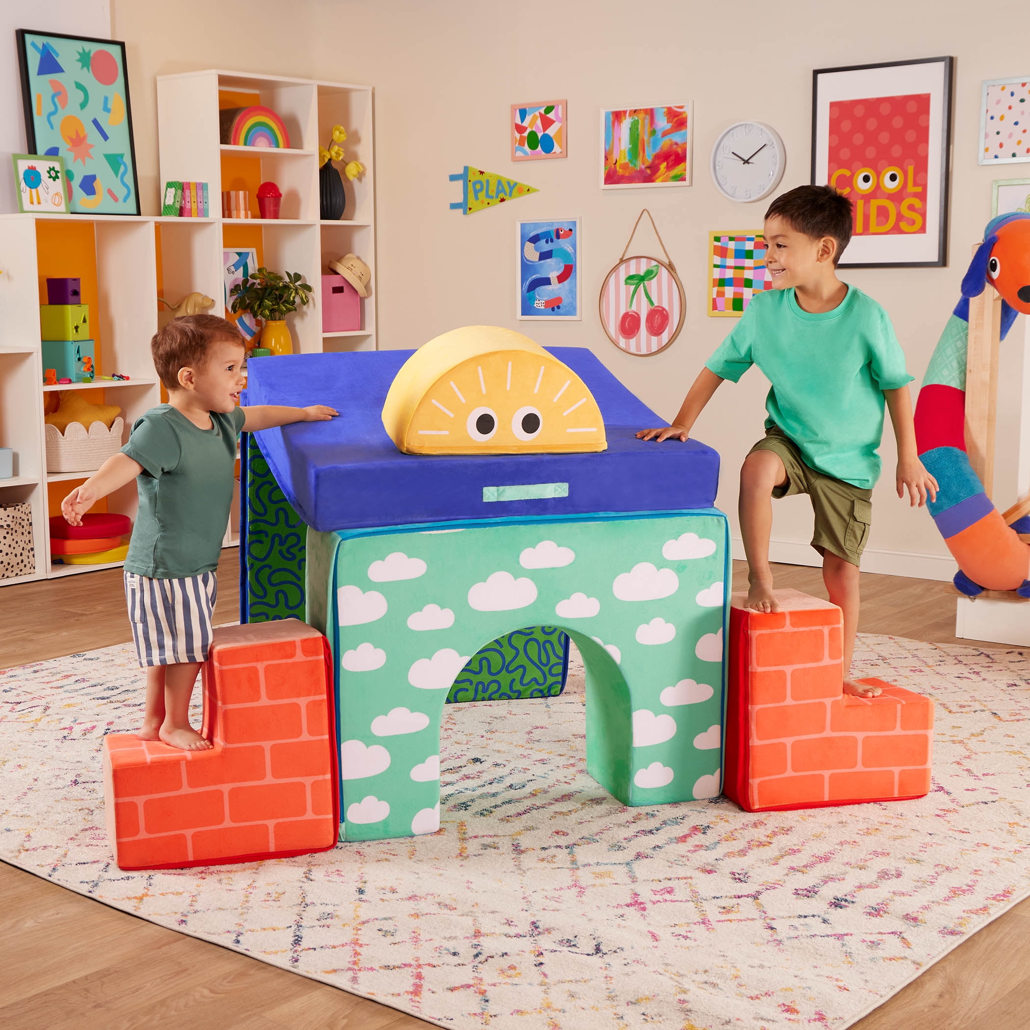 Battat Cloud Castle Foam Fort Building Set with 5 Multicolor Play Shapes, Indoor Toy for 12 Months +