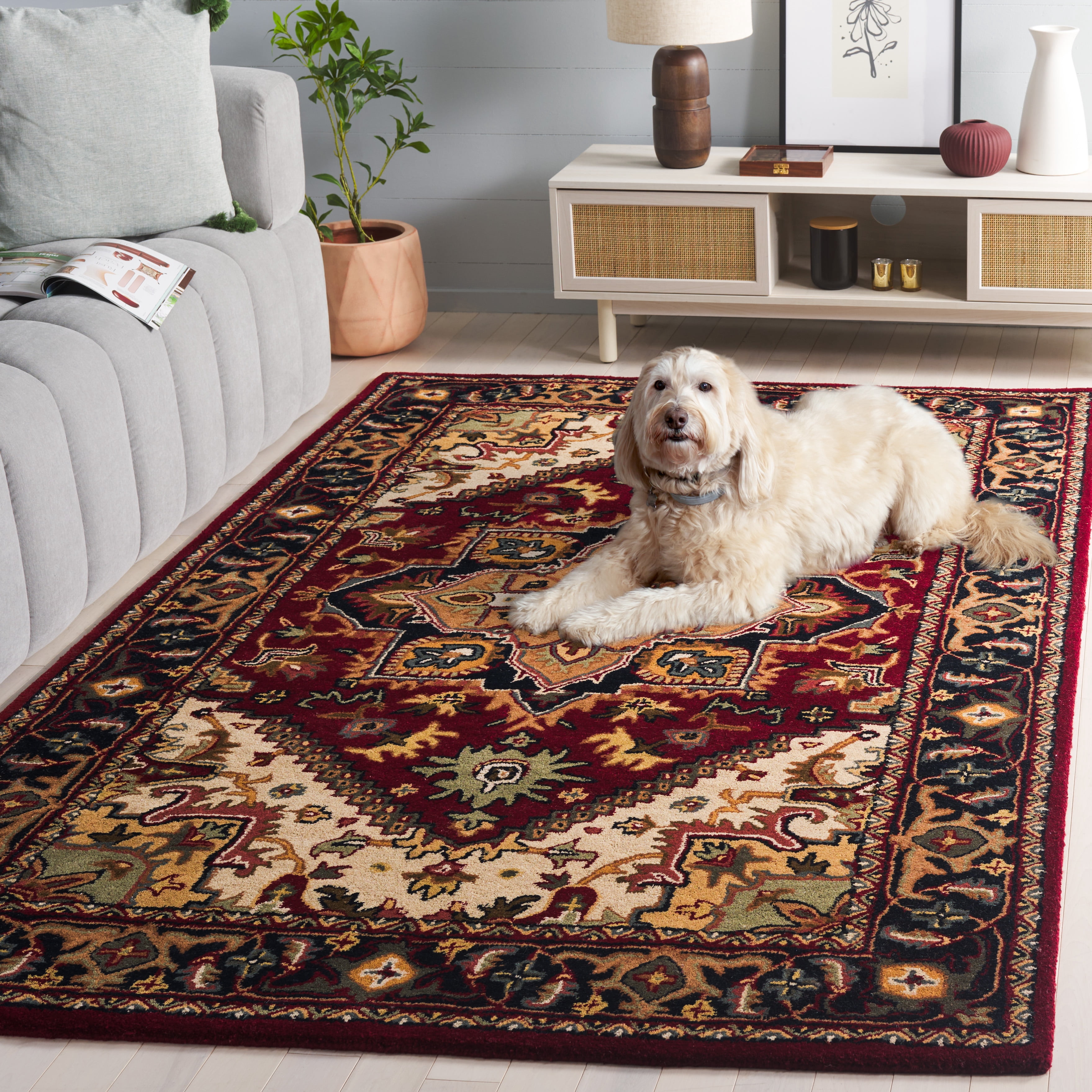SAFAVIEH Classic Tatyanna Oriental Wool Area Rug, Assorted/Red, 8'3" x 11'