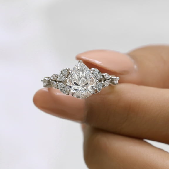 VINSON 2.5 Carat Pear Cut Moissanite Engagement Ring, Nature Inspired Proposal Ring for Women