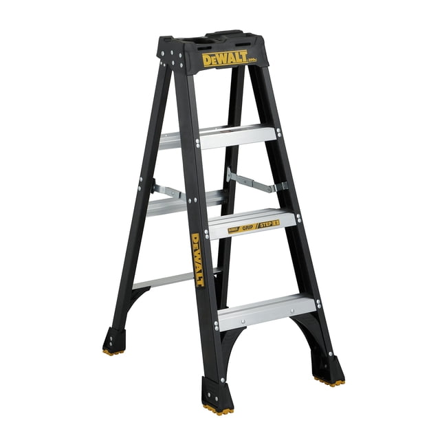 Escalera DeWalt DXL3010-04, 1,2 m, fibra de vidrio, 300 libras, negra