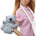 thumbnail image 3 of Barbie Poupée Zoologiste, stéthoscope, jumelles, planchette à pince, 3 of 6