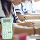 thumbnail image 4 of Calculadora a color, calculadora científica multifuncional para exámenes, función para estudiantes, pantalla de líneas, cálculo de arriba y abajo., 4 of 7