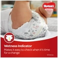 thumbnail image 6 of HUGGIES Snug & Dry Diapers, Size 5, 25 Diapers, 6 of 10