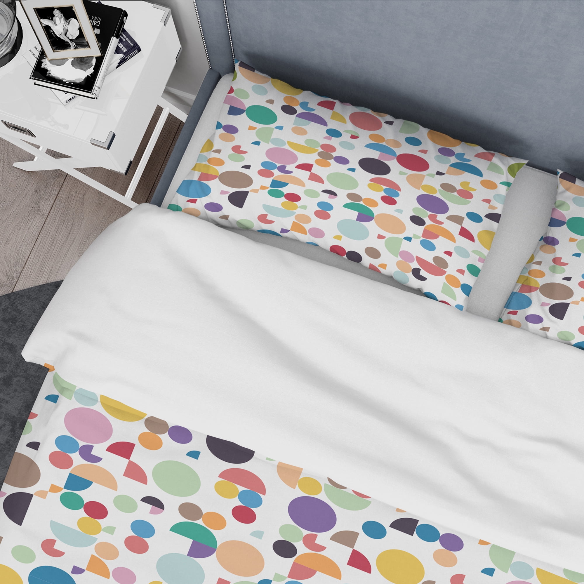 Designart 'Retro Abstract Circular I' Mid-Century Modern Duvet Cover Set