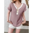 thumbnail image 3 of Blusa de Mujer con Botones y Corta Color Vino Tinto L, 3 of 8