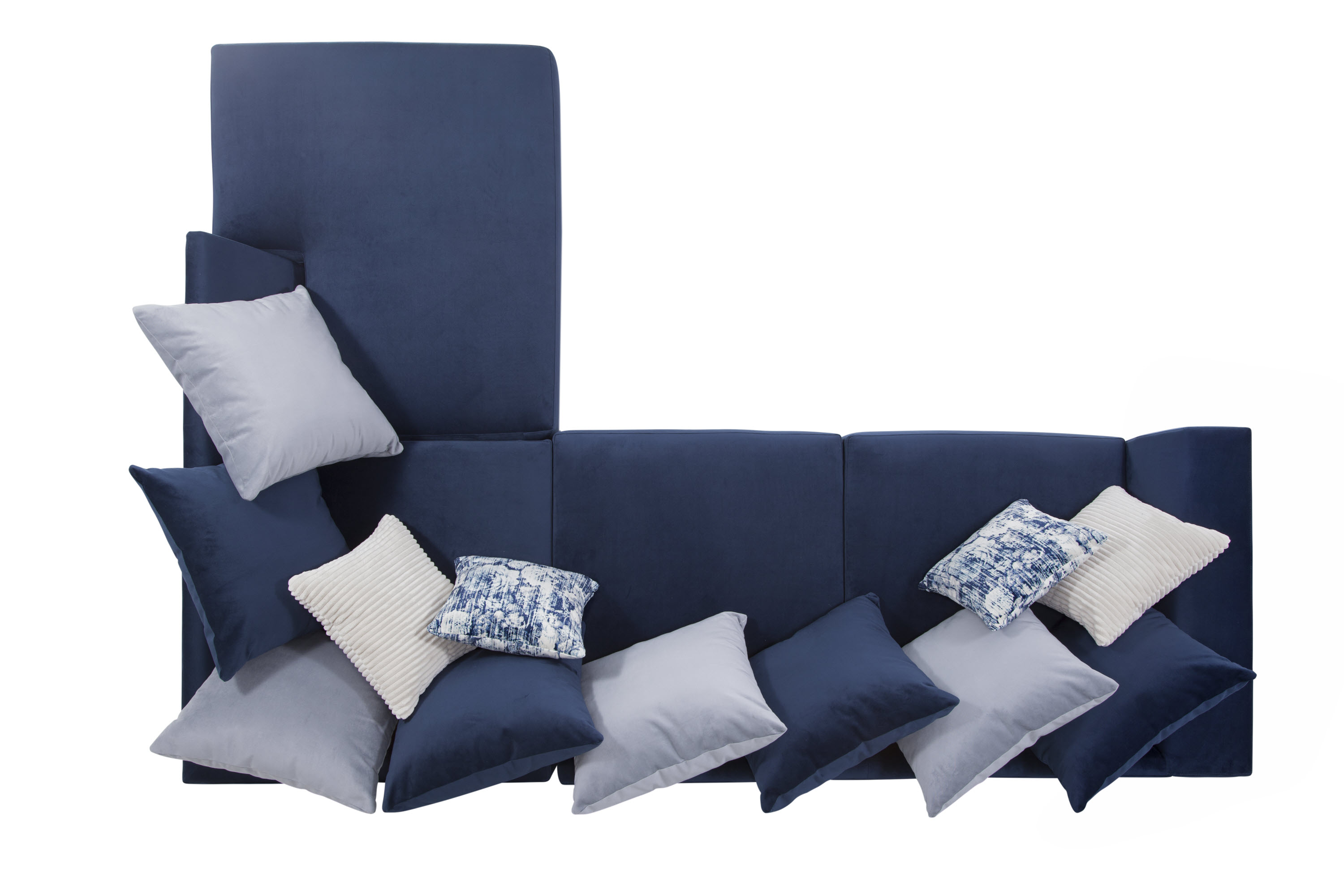 American Furniture L Shaped Sectional Sofa with 8 Back Pillows and 4 Accent Pillows
