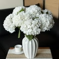 thumbnail image 4 of Hortensia artificial DUYONE Lifelike de 56 cm con 3 hojas (blanca), 4 of 9