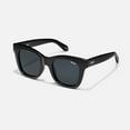 thumbnail image 2 of Quay Gafas de Sol Cuadradas Australian After Hours, Negro/ahumado Polarizado, 2 of 2