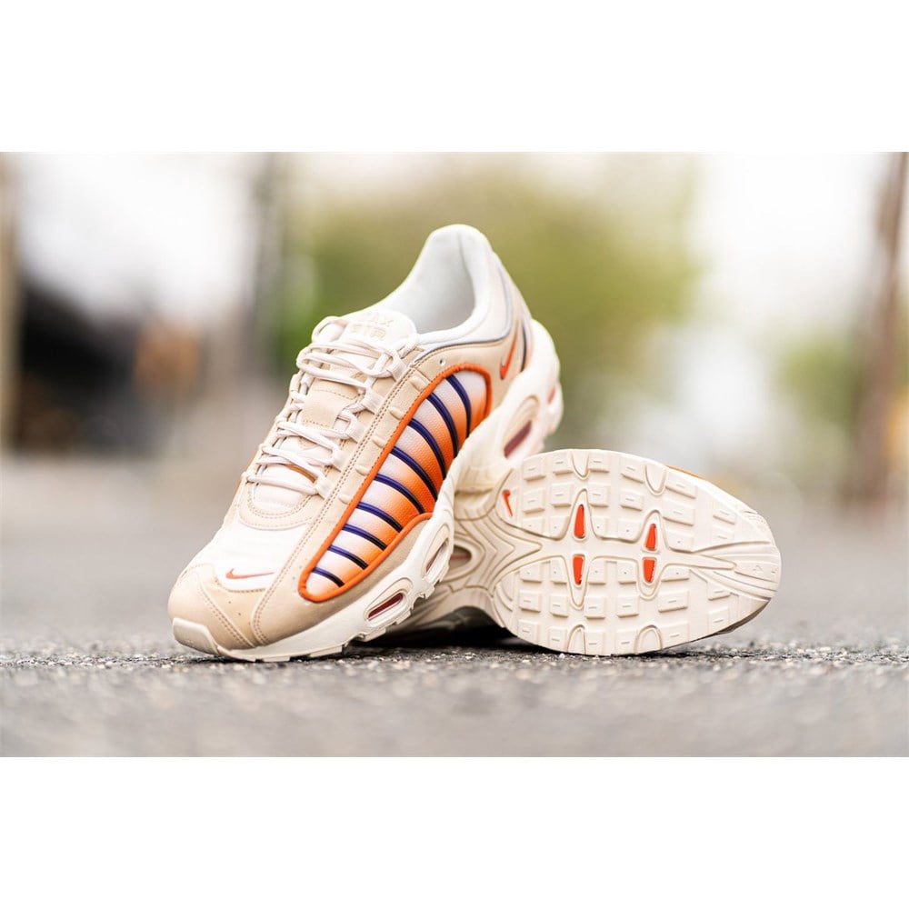 nike air max tailwind iv desert ore