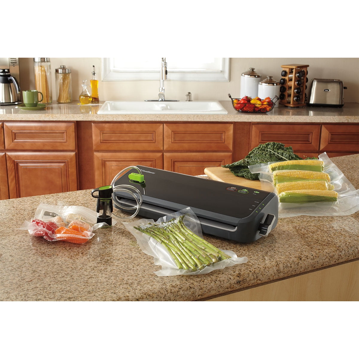 What's the Difference Between Handheld and Countertop Vacuum Sealers?