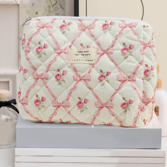 Large Quilted Cosmetic Bag for Women and Girls Floral Makeup Organizer Travel Toiletry Pouch Cute Finishing