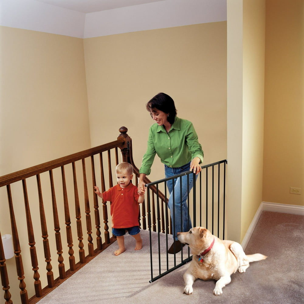 Kidco Safeway ® Top of Stair Baby Safety Gate, White