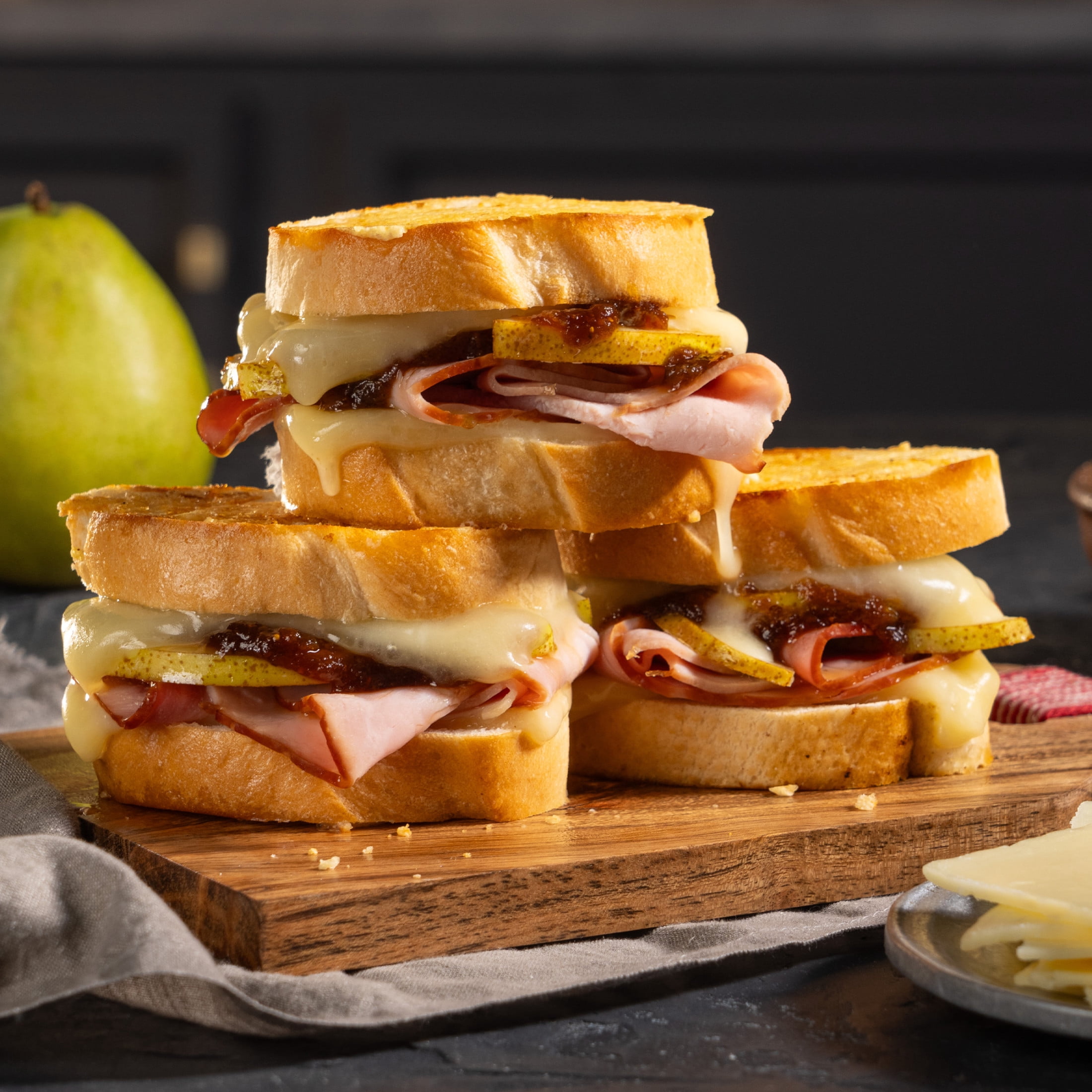 Sargento® Reserve Series™ Sliced Aged White Natural Cheddar Cheese, 10 slices