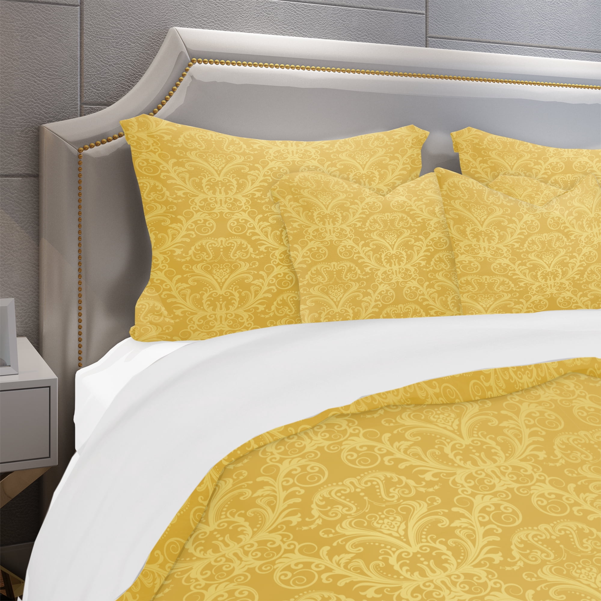Designart 'Luxury Golden Floral' Glam Duvet Cover Set