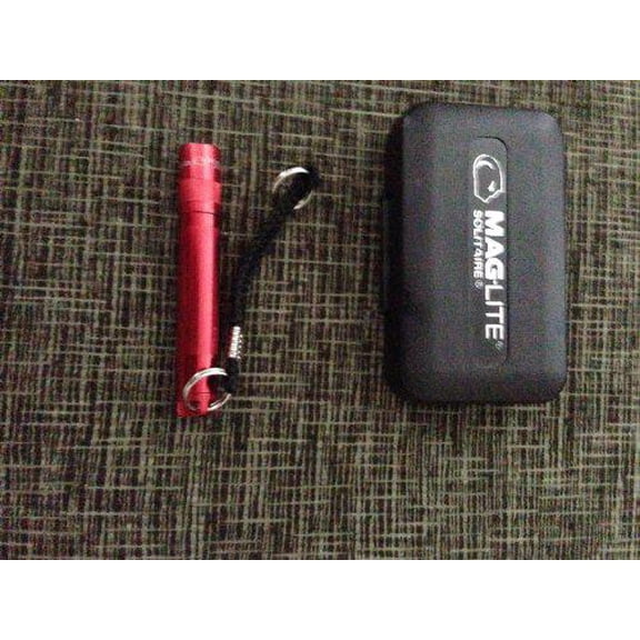 maglite ml60033-brk solitaire led red