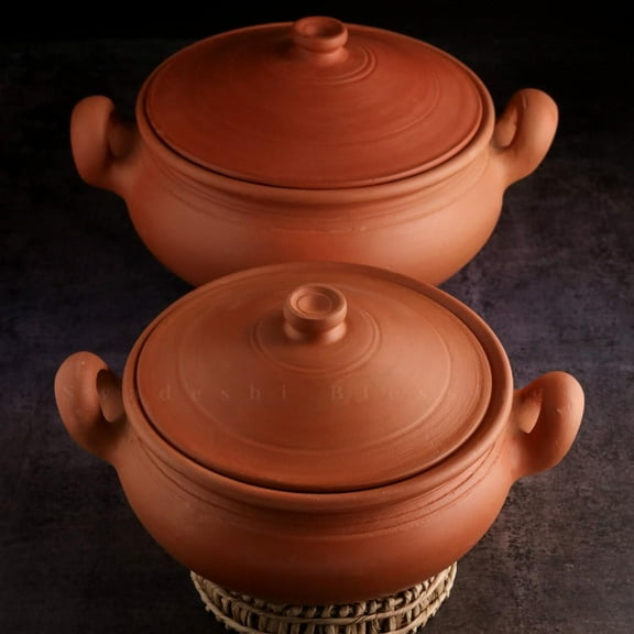 Exclusive Range Unglazed Clay Pot For Cooking & Serving With Lid | Earthen Kadai - Mud Handi - Mitti Ke Bartan (With Mirror Shine)   Free Ash For Cleaning | Red-Ochre (Gerua), Combo - 2   3 Liters