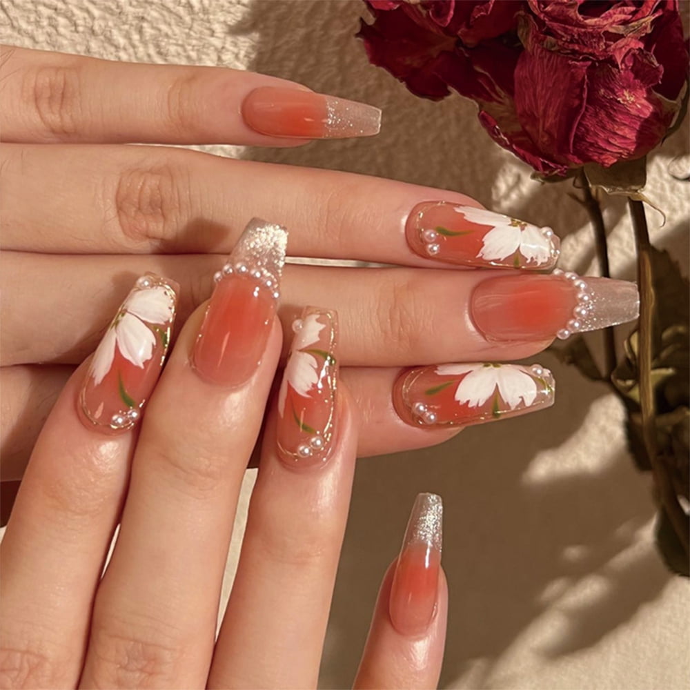 Camellia Pearl Medium Fake Nails Exquisite Applique Manicure Accessories for Women and Girls