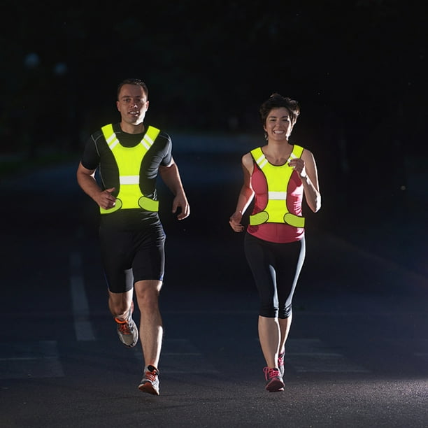 La noche les confunde: La ropa que no debes utilizar si no quieres que un coche te atropelle 4 Motor16 52b9f4a2 d64d 4403 8c08 816a02c26a45.e75fdcba14e20c371c7f3ff2f230d00c Motor16