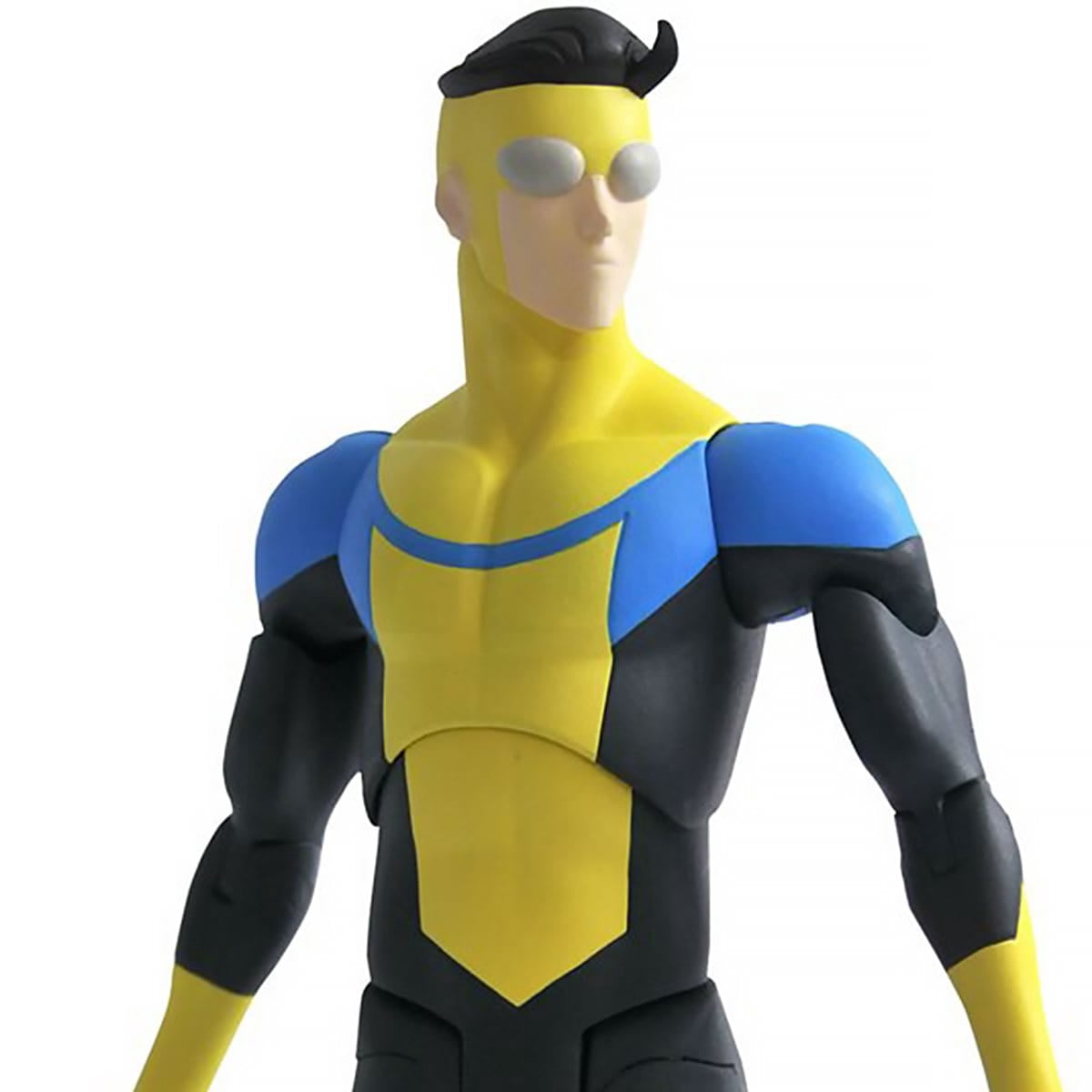 Invincible Volume 1 (New Edition) & Invincible Action Figure Set