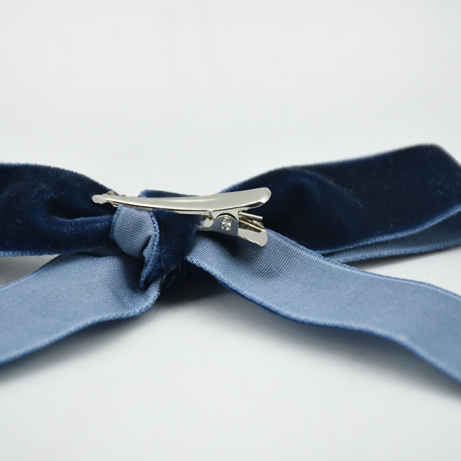 FRAÎCHE Holiday Light Blue Velvet Bow Clips Ornament Set, 6 Pack