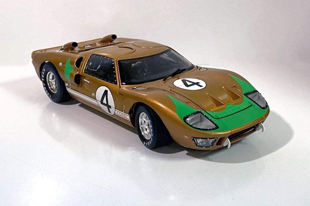 1966 Ford GT-40 MK II Le Mans #4, Gold - Shelby Collectibles SC414G - 1/18 scale Diecast Car