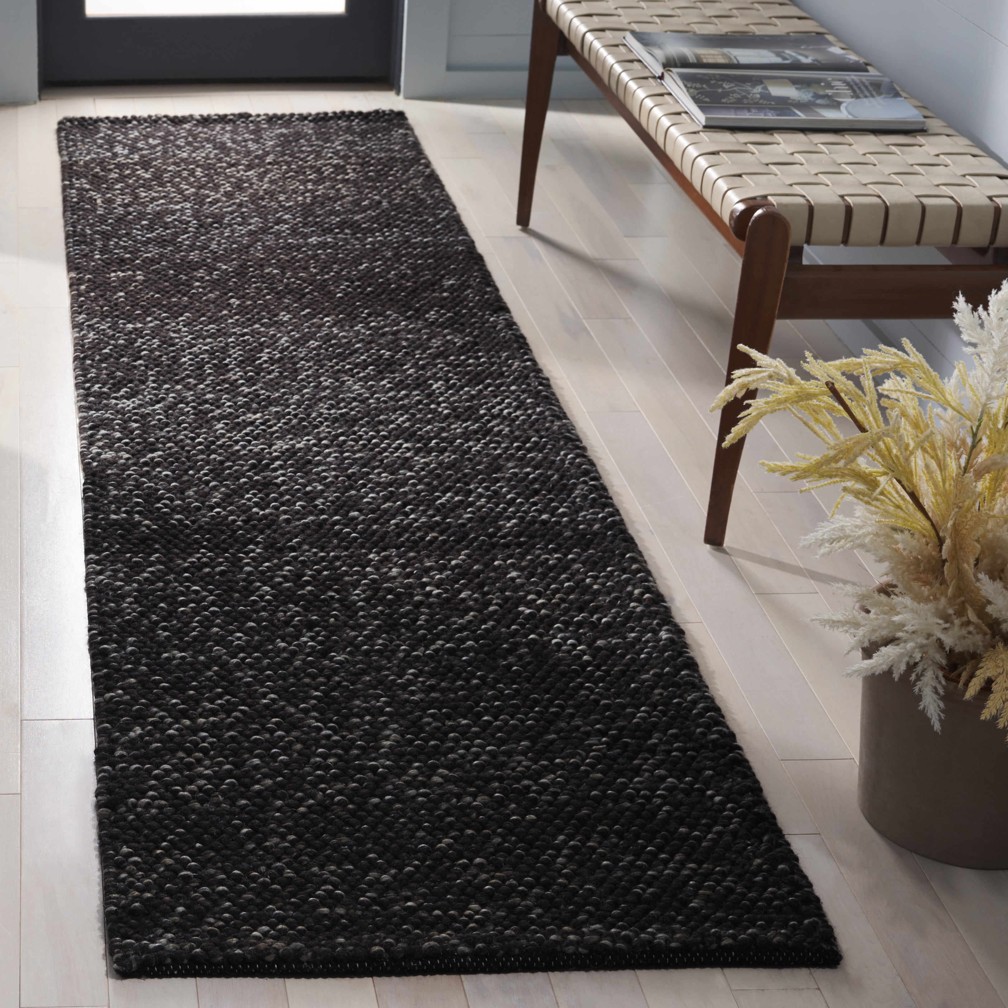 Safavieh Natura Willoughby Distressed Runner Rug, Black/Gray, 2'3" x 5'
