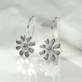 thumbnail image 3 of Fiudx Pendientes En Girasol, Joy In Aleación de Metal, Diseño Geométrico Incrustaciones Redondas, Detalles En Circonita Brillante, Ideal para Fiestas y Uso Diario, Regalo para Niñas y Mujeres, Diseño, 3 of 7