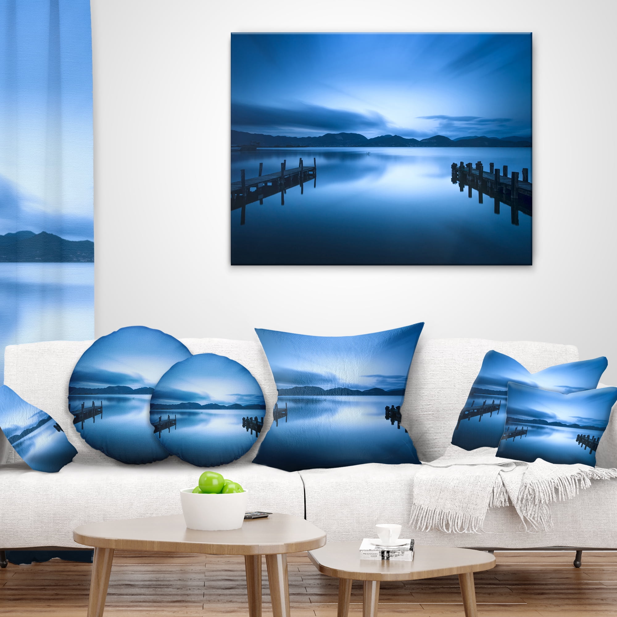 Designart Dark Blue Sea and Piers - Seascape Throw Pillow - 16x16