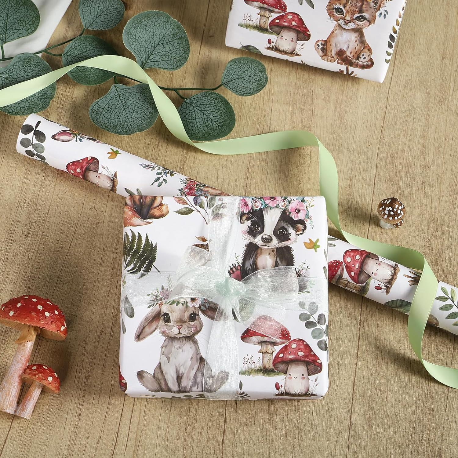 Kraft Woodland Animal Wrapping Paper Roll - Mini Roll - 17 Inch x 16.5 Feet - Greenery Woodland Forest Animals Design Perfect for Baby Shower, Kids Girls Boys Birthday