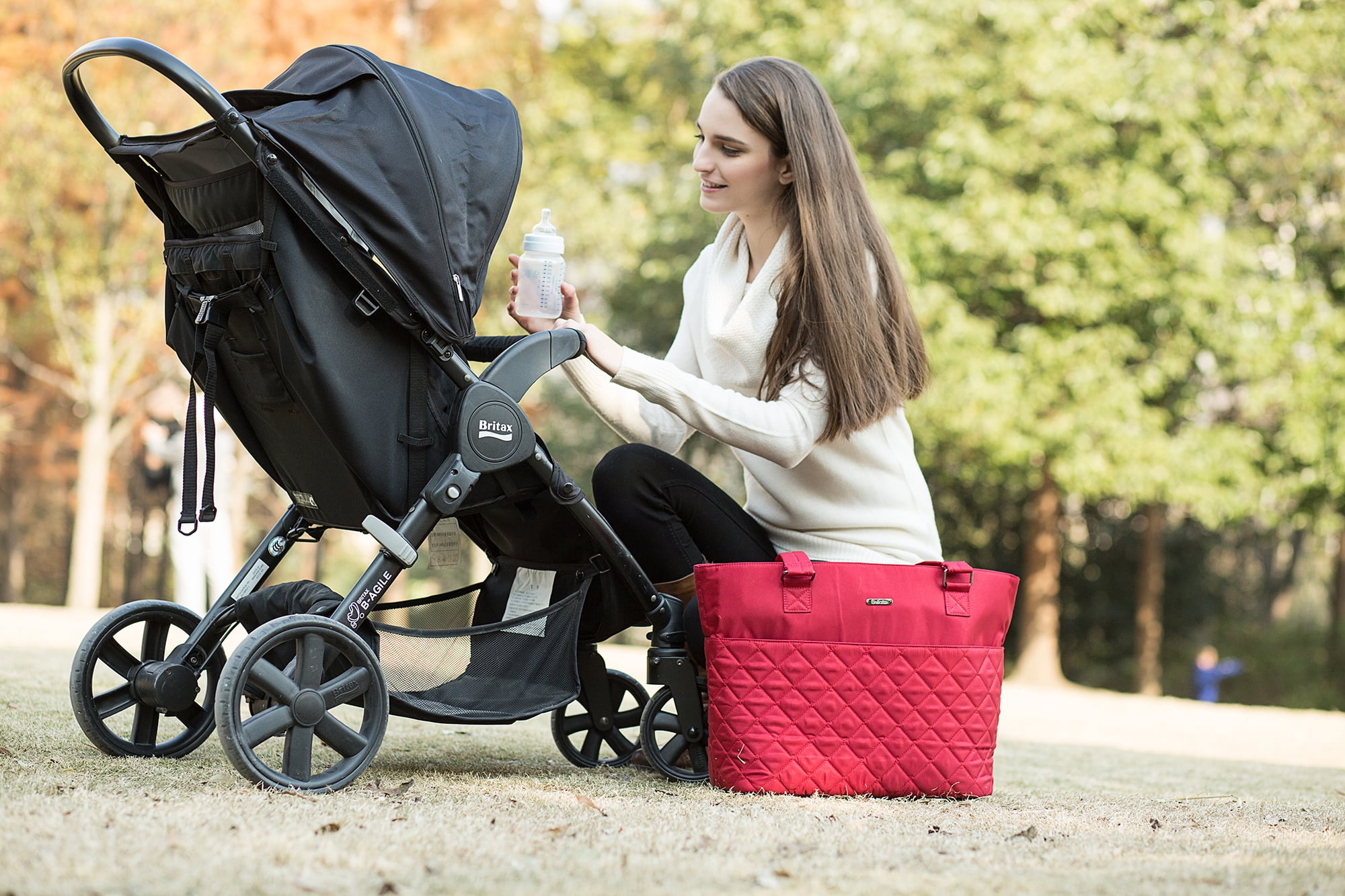 Bellotte Classic Nylon Diaper Bag with 12 Pockets, Red