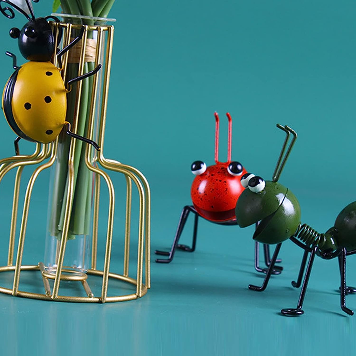 Metal Ants Garden Decor,Indoor or Outdoor Art Wall Sculptures,Patio Lawn Garden Ornaments Wall Decorations (Red)