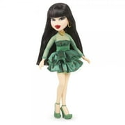 Bratz Seasonal Doll- Holiday Jade, Great Gift for Children Ages 6, 7, 8+