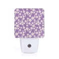 thumbnail image 1 of Balery Daisies Flowers Luz Nocturna LED con Sensor Automático, Enchufe con Sensor Crepuscular, Luz Suave de 0.5W para Dormitorio, Pasillo, Baño-UK, 1 of 7