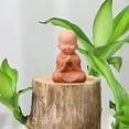thumbnail image 1 of Xihbxyly Figura de Monje Zen, Exquisita Artesanía de Resina, Color Marrón Cálido, para Mesa, Diseño Versátil para La Atención Plena, Ideal para Oficina En Casa, Pieza Decorativa para Aliviar El Estré, 1 of 7