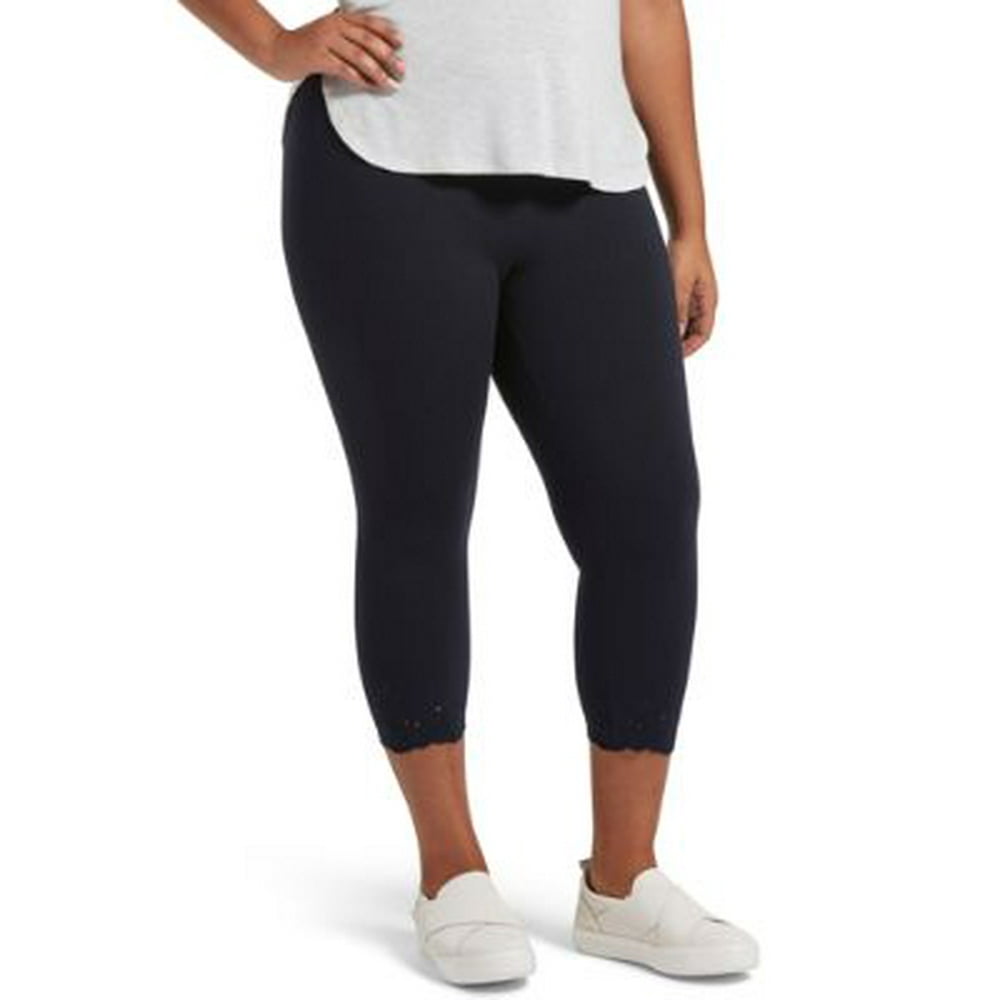 Hue HUE Womens Plus Size Embroidered Eyelet Hem Cotton Capri Leggings