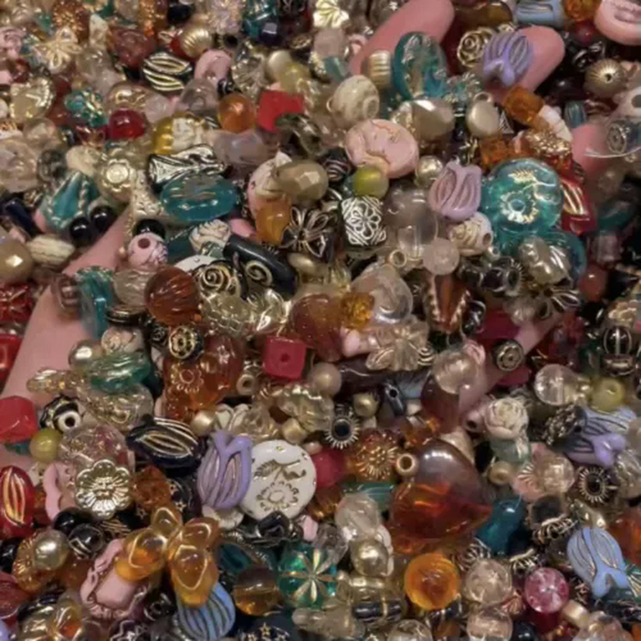 EOEMY Vintage Now Bulk Jewelry Bead Lot 130Pc All Brand New Untested 200+Mix And Match