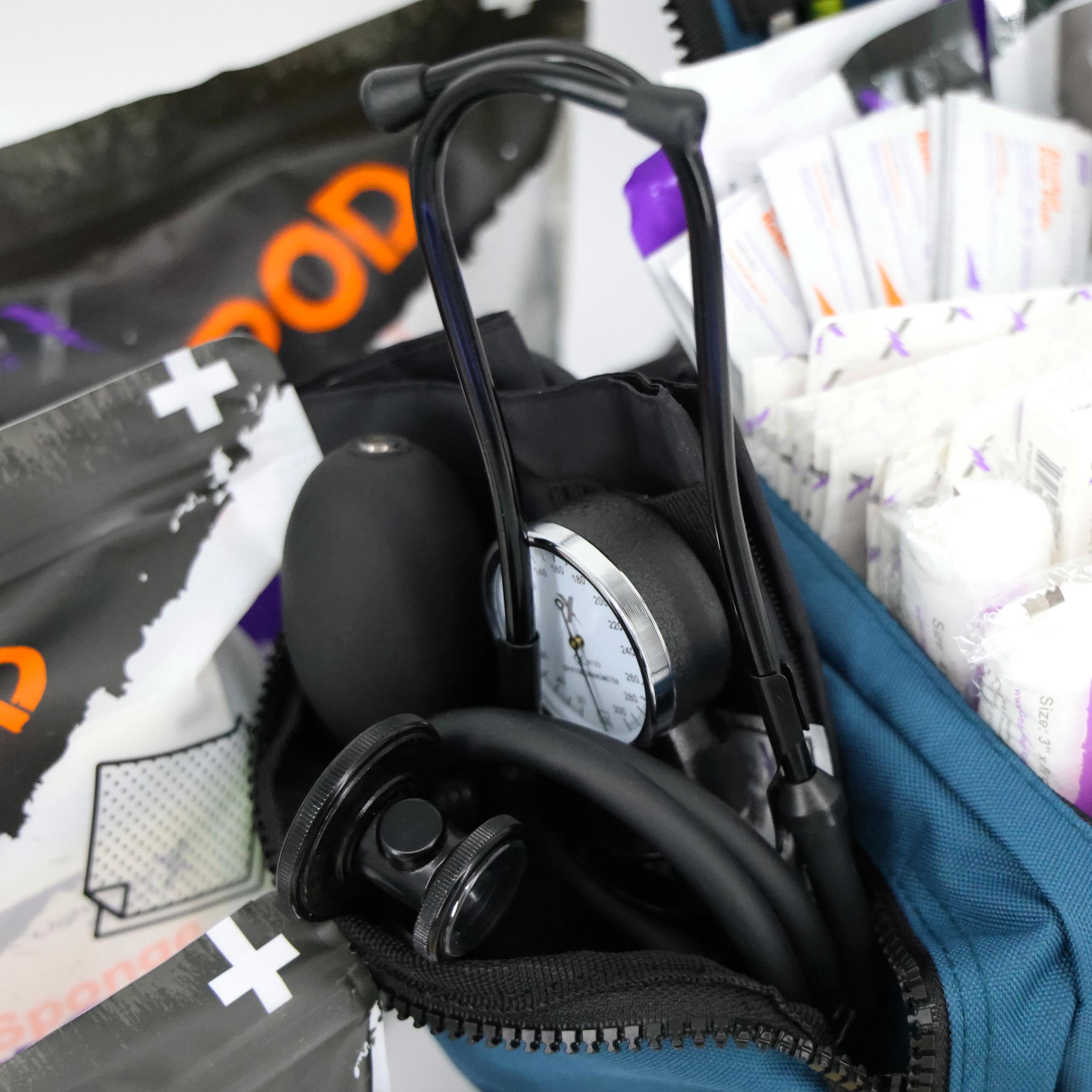 Lightning X Value Compact Medic First Responder EMS/EMT Stocked Trauma Bag w/Standard Fill Kit A