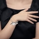 thumbnail image 3 of De Acero Inoxidable Caminar Dios Hacer Hermana Nunca Hermana Sola Camino PulserasA Seguro Que Estamos Bangle Pulseras, 3 of 4