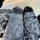 thumbnail image 4 of Suéteres de cuello redondo con estampado retro japonés 2022 para hombre, suéteres de punto de anime vintage Harajuku, suéteres casuales, ropa de lujo Y2K, 4 of 5