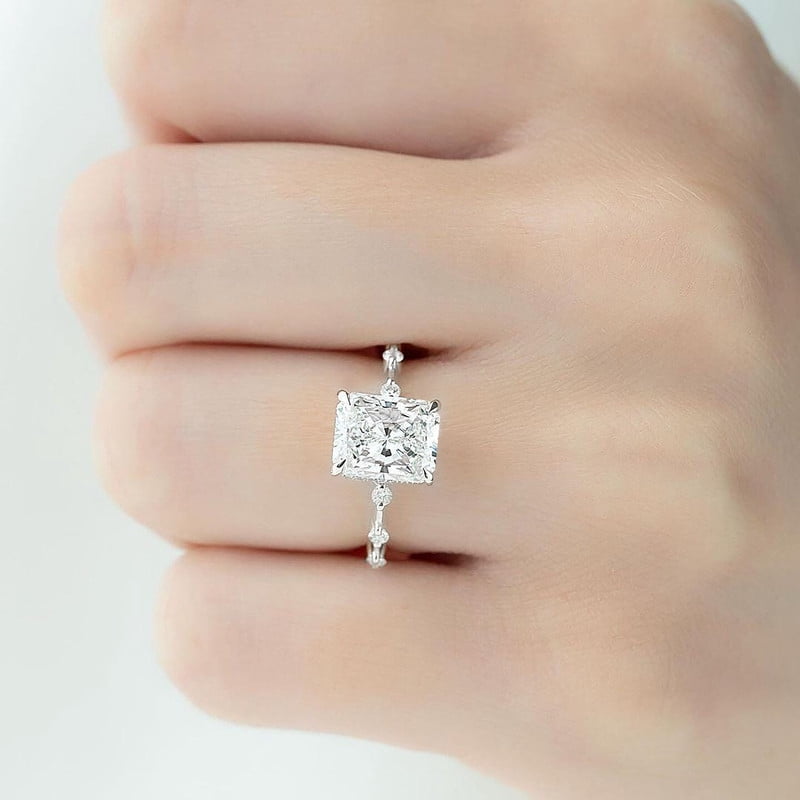 solitaire jewels 2.5CT Radiant Moissanit Hidden Halo Engagement Ring For Women, 18K White Gold