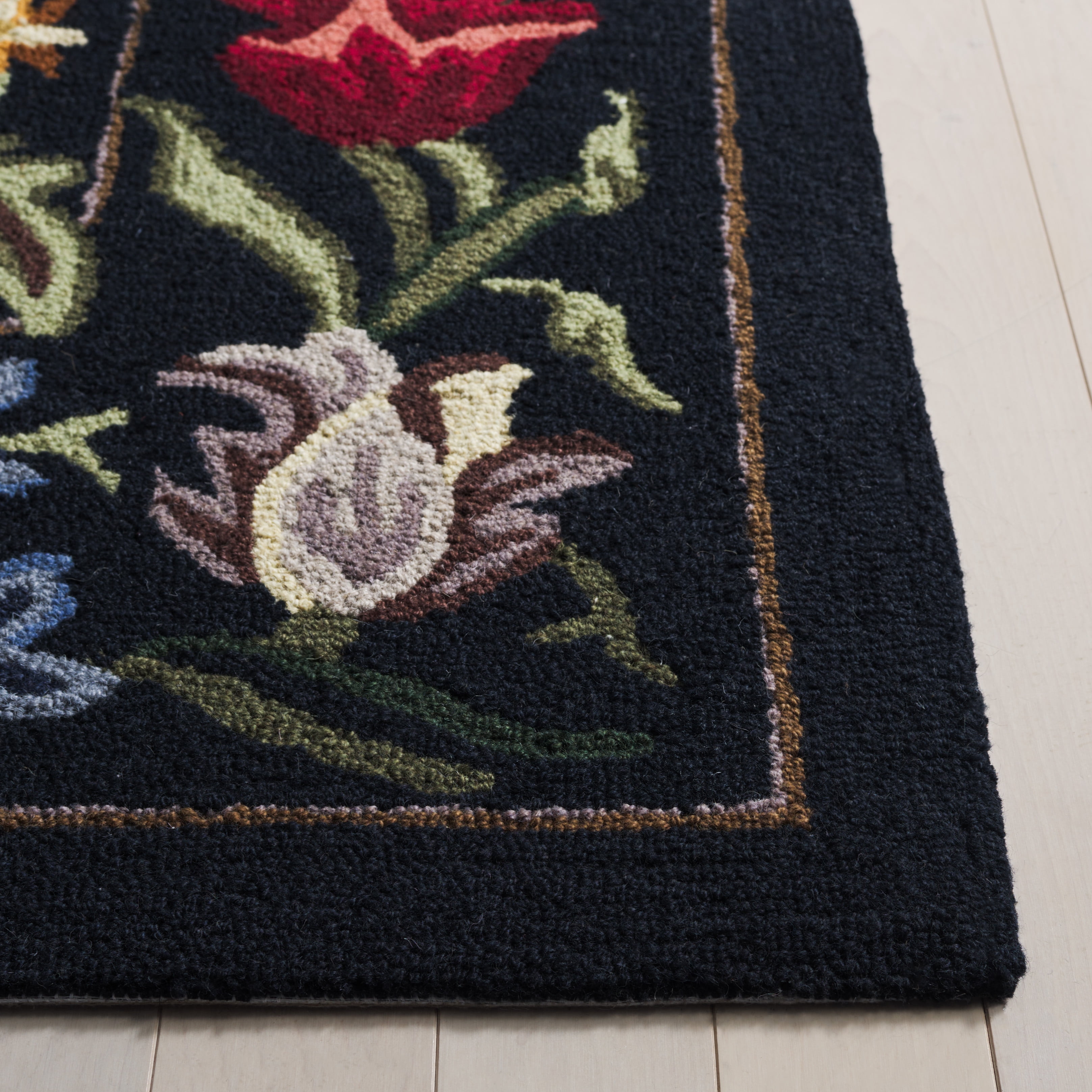 Safavieh Chelsea Mabelle Floral Wool Runner Rug, Black/Pink, 2'3" x 7'