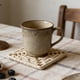 thumbnail image 4 of Posavasos de hoja de maíz natural | Tapete resistente al calor, tejido rústico, decoración duradera para el hogar, tapete para mesa de cocina, ecológico, uso diario, estética de, 4 of 8