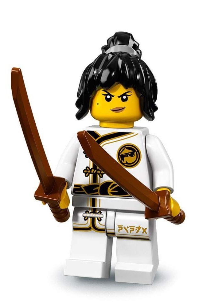niña lego