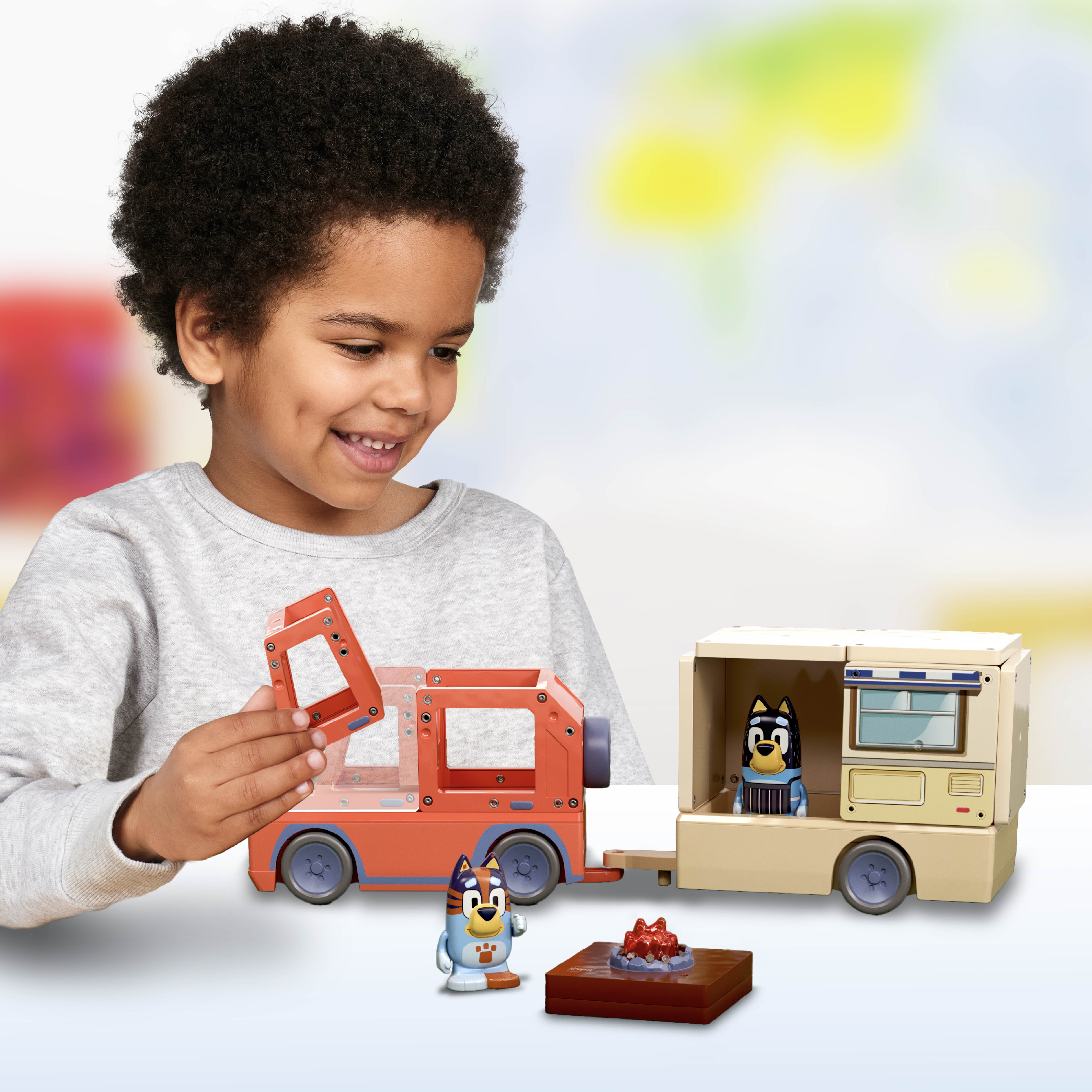 TILE TOWN BLUEY CAMPER TILE SET