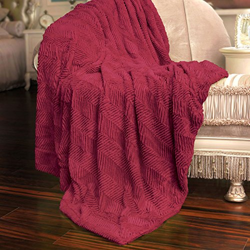 Home Soft Things Jeté Brossé à Chevrons avec Dos en Sherpa Fausse Fourrure, 50 Pouces x 60 Pouces, Piment