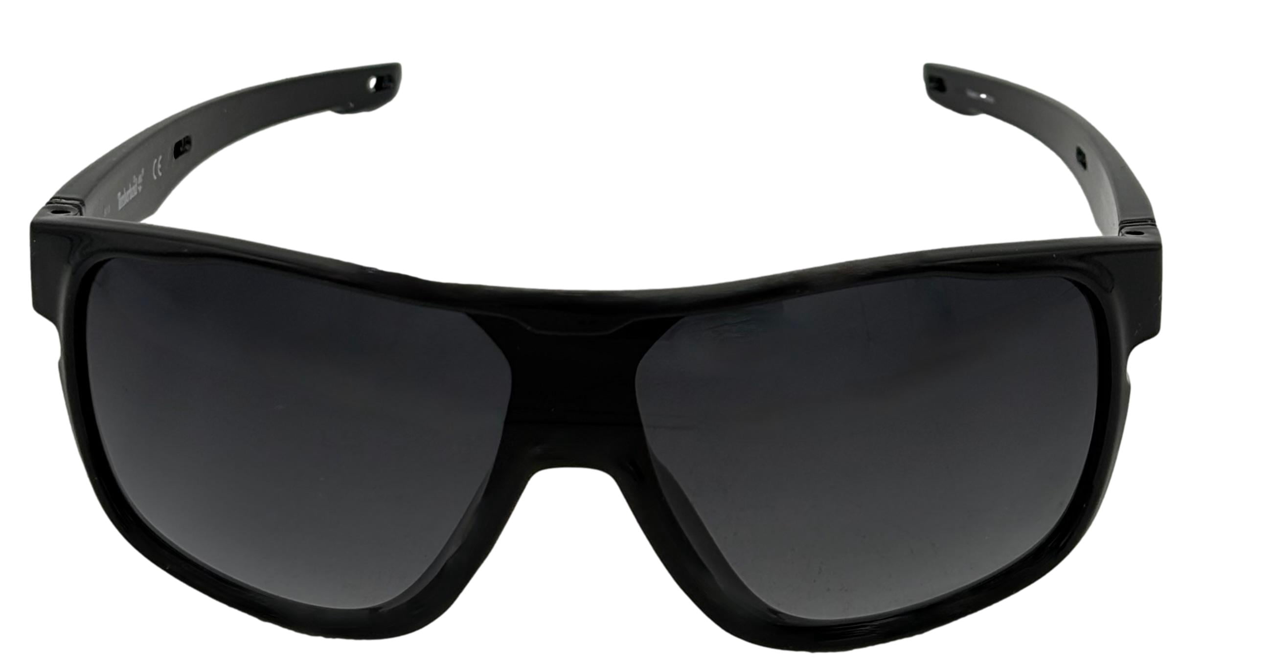 Timberland Sunglass Mens Black Plastic Rectangle Shield, Gradient Lens TB7192 1B