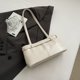 thumbnail image 3 of Bolso Transporte Punk Mano Moderno La Axila, 3 of 9