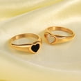 thumbnail image 4 of Anillo de acero inoxidable 316L chapado en oro de 18 quilates con accesorios de epoxi en forma de corazón negro para damas europeas y americanas, 4 of 6