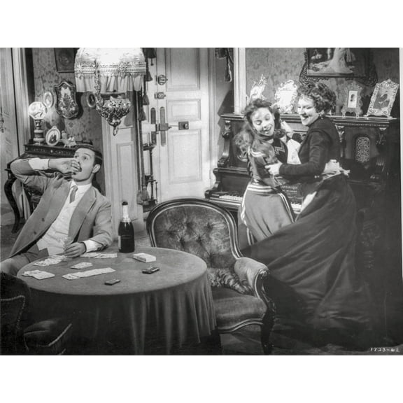 Gigi Classic Movie Scene Photo Print (8 x 10)