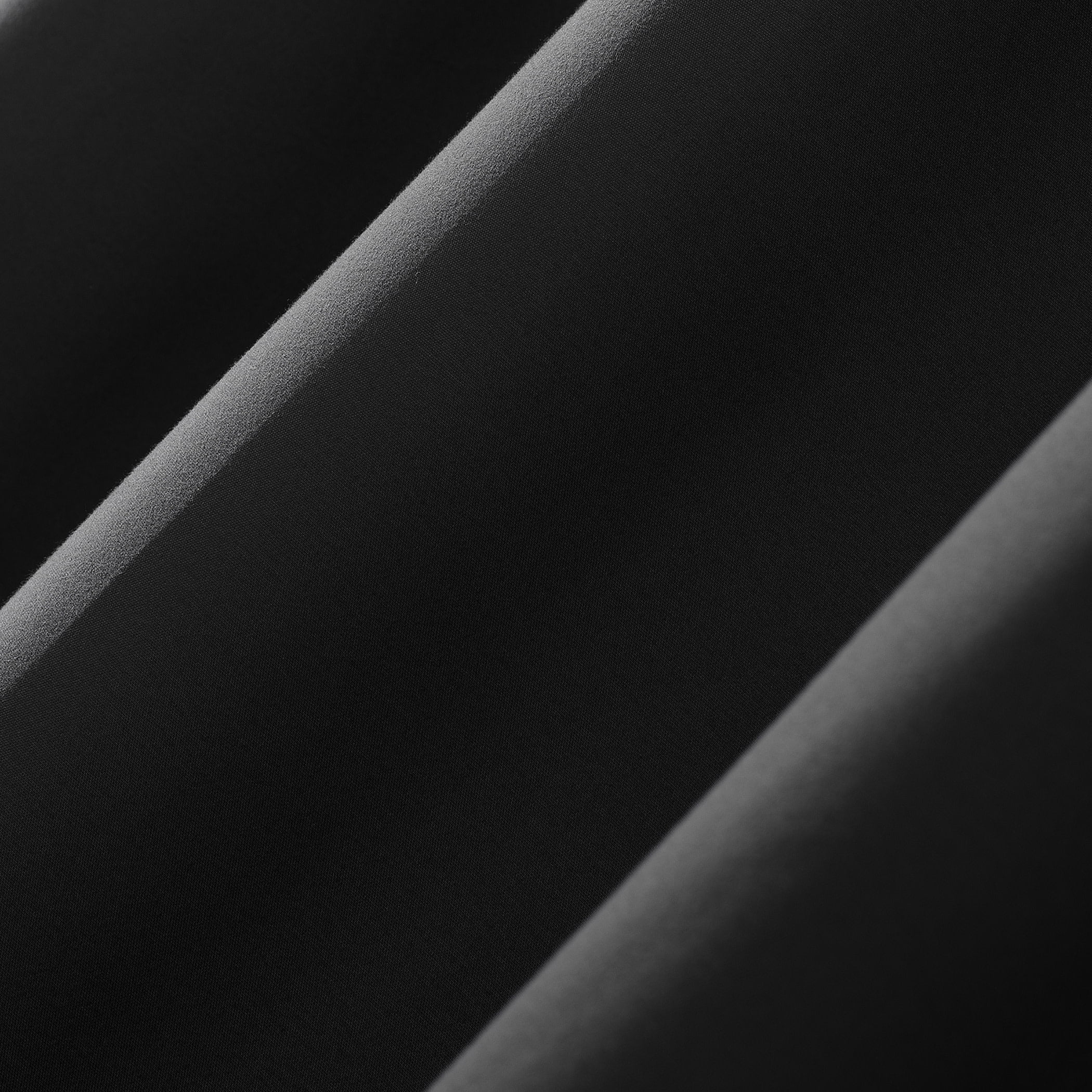 Sun Zero Cyrus Thermal 100% Blackout Grommet Curtain Panel, 40"X84", Charcoal